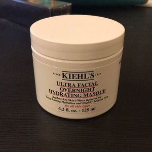Kiehl’s ultra facial overnight hydrating masque
